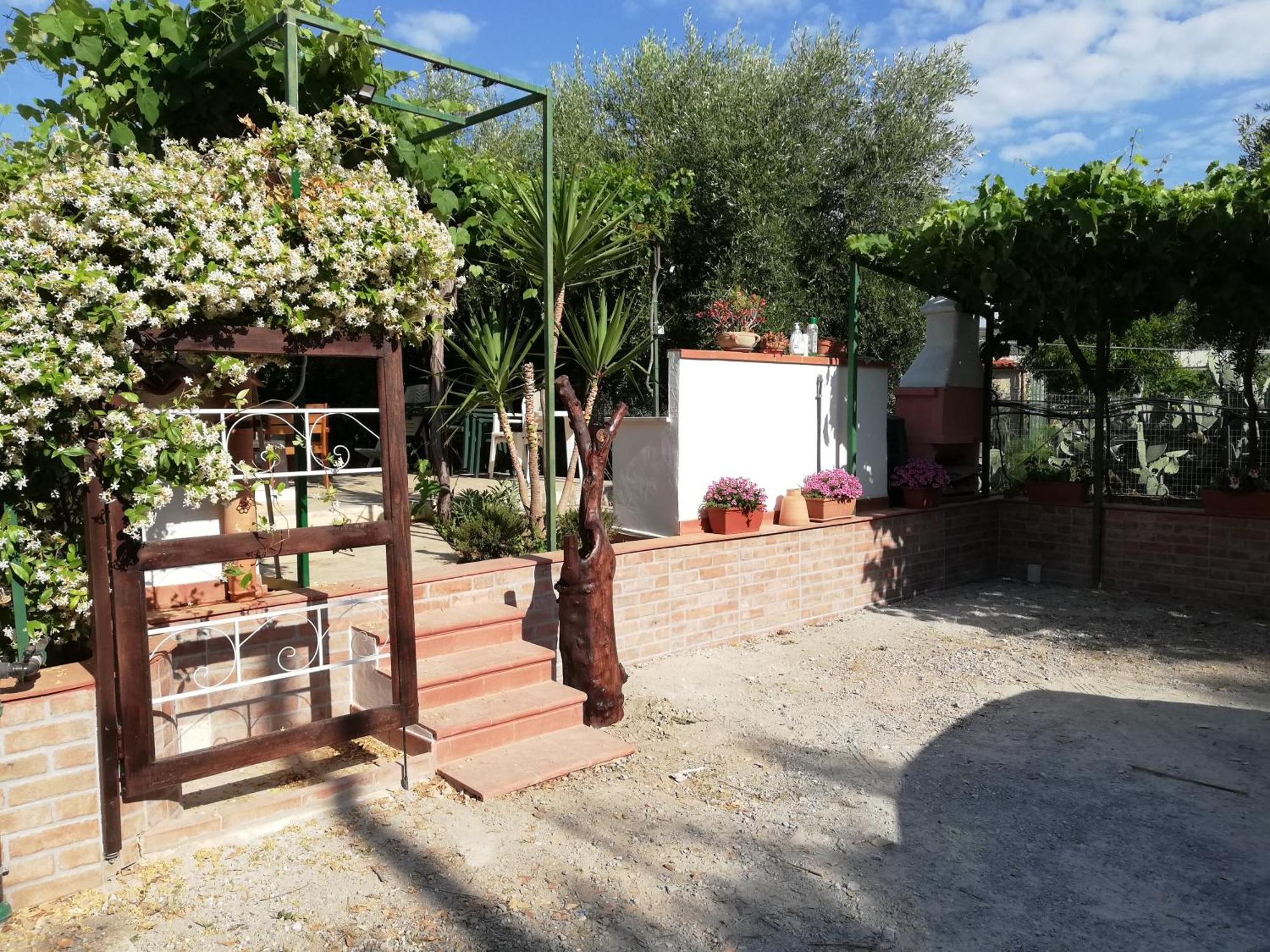 Fabiene Familyholidays Gelsonia Cefalù Extérieur photo